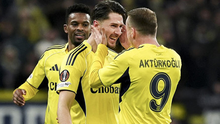 Fenerbahçede ayrılık ihtimali 3 talip var