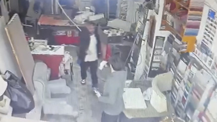 Lokantaya olan borcu istenince silahla tehdit etti: Hepinizi vuracağım