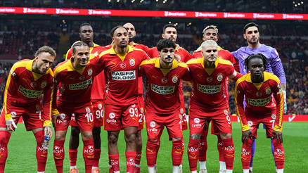 Galatasarayda iki yıldız futbolcunun ayrılığı çok yakın