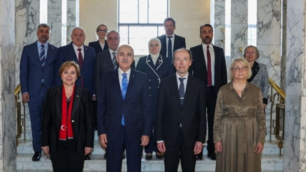 TBMM Başkanı Kurtulmuş, Finlandiya Parlamentosu Başkanı Halla-Aho ile görüştü