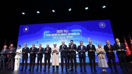 2025’te 7 bin 110 elektrik üretim santrali devreye alındı… Cumhurbaşkanı Erdoğan: Enerjide arz güvenliği bir egemenlik meselesidir 2025’te 7 bin 110 elektrik üretim santrali devreye alındı… Cumhurbaşkanı Erdoğan: Enerjide arz güvenliği bir egemenlik meselesidir