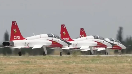 Türk Hava Kuvvetleri 115 yaşında: Savaş uçaklarından Fil Yürüyüşü