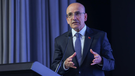 Bakan Şimşek: Türkiyeye gelin ve yatırım yapın Bakan Şimşek: Türkiyeye gelin ve yatırım yapın