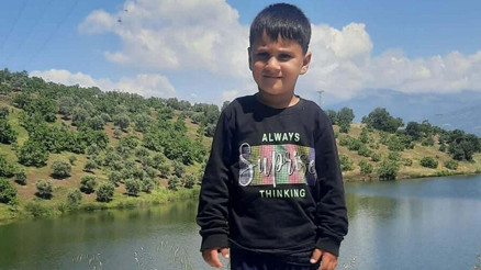 İzmirde kahreden olay Sulama havuzunda bulunan 4 yaşındaki çocuk hayatını kaybetti