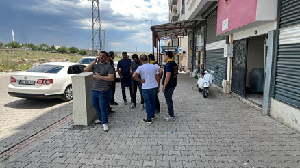 Şanlıurfada korkunç olay Eşi ve kızını tabancayla vurarak ağır yaraladı