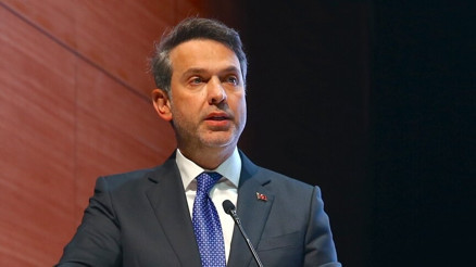 Bakan Bayraktar: Türkiye kendi sahalarının dışında da petrol, doğal gaz arayan bir ülke haline geldi