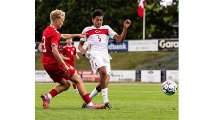 Genç futbolcu, iki kez U16 Türk Milli Takım formasını giydi