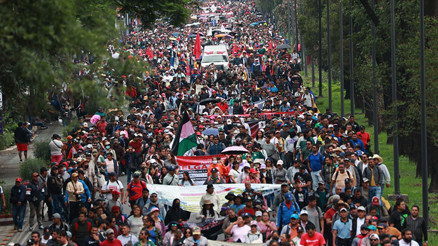 Dünya Kupası açılış maçı öncesi Mexico Cityde protestolar gündemde
