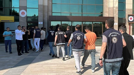 11 ilde yasa dışı bahis operasyonları: 15 milyar liralık işlem hacmi tespit edildi