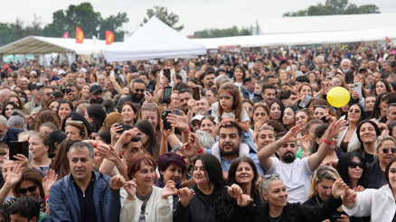 Avrupa’nın en büyük Alevi Festivali olan Britanya Alevi Festivali, Londra’da yapıldı