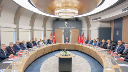 CHP MYK’dan iki başkana ihraç talebi