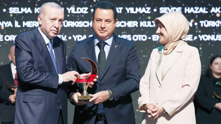 Yılın Kızılay İyilik Elçisi seçildi