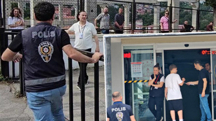 LGS heyecanı başladı Sınava dakikalar kala yanlış anlaşılma büyük gerginliğe yol açtı: Nasıl kapıyı açmazsınız