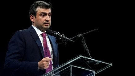 Baykar Yönetim Kurulu Başkanı Bayraktar, “Türkiye Yapay Zeka Zirvesi”nde konuştu