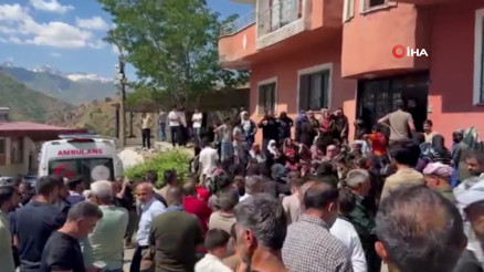 Uzman çavuş kayınpederinin evini bastı: 4 ölü