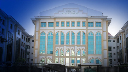 Antalya Büyükşehir Belediyesine yönelik soruşturma: 10 şüpheli gözaltına alındı