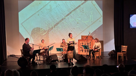 Echoing Travelogues: The Beyond and Us’un Birleşik Krallık prömiyeri Londra’da yoğun ilgiyle gerçekleştirildi