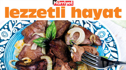 Soğanın tatlılığıyla ciğerin güçlü aroması arasındaki uyum