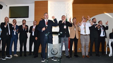 Karşıyaka potada tehlikeyi son saniyede blokladı