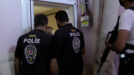 Yasa dışı bahse geçit yok 6 ilde operasyon: 10 şüpheli gözaltında Yasa dışı bahse geçit yok 6 ilde operasyon: 10 şüpheli gözaltında