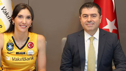 Naz Aydemir Akyol, yeniden VakıfBankta