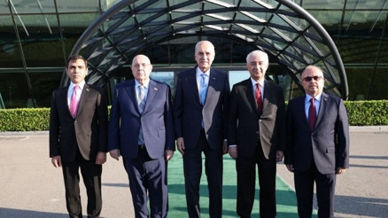 TBMM Başkanı Kurtulmuştan Azerbaycanda önemli temaslar TBMM Başkanı Kurtulmuştan Azerbaycanda önemli temaslar