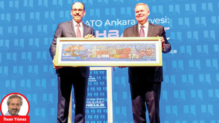 NATO toplantısının en anlamlı hediyesi