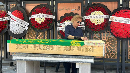 Soner Arıcanın annesi Altun Arıca son yolculuğuna uğurlandı