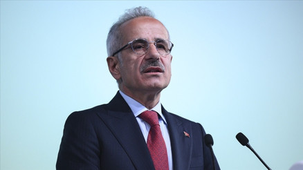 Bakan Uraloğlu’ndan Hürmüz Boğazı ve Basra Körfezindeki Türk gemilerine ilişkin açıklama Bakan Uraloğlu’ndan Hürmüz Boğazı ve Basra Körfezindeki Türk gemilerine ilişkin açıklama