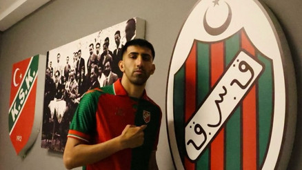 Karşıyaka’da ilk imza Erhan’dan