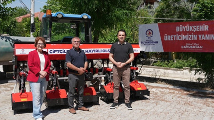 Bozkurtlu üreticilere çapa makinesi desteği