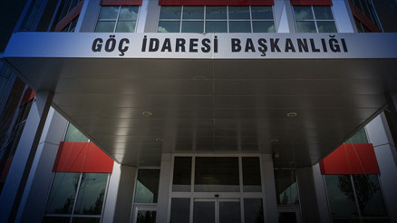 Göç İdaresi Başkanlığından Özdağın iddialarına ilişkin açıklama: Veriler şeffaf, dönüşler BMMYK gözetiminde