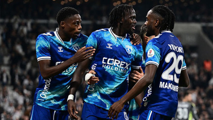Samsunspordan transfer açıklaması: Anlaşma seviyesine gelen 1 yabancı, 2 de yerli oyuncu var Samsunspordan transfer açıklaması: Anlaşma seviyesine gelen 1 yabancı, 2 de yerli oyuncu var