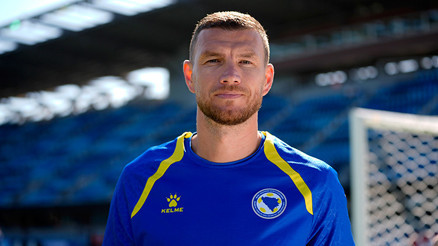 Edin Dzeko: Favori ABD ama bizim de kalitemiz var
