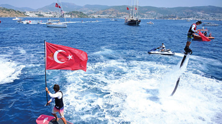 Denizlerde 100. yıl coşkusu