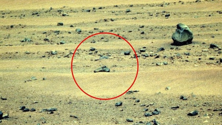 Yıllardır konuşulan Mars gizemi yeniden gündemde: Gerçekten silah olabilir mi ‘Diğer görüntüleri bilerek sildiler’ Yıllardır konuşulan Mars gizemi yeniden gündemde: Gerçekten silah olabilir mi ‘Diğer görüntüleri bilerek sildiler’