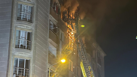 Tekirdağda apartman dairesinde patlama ve yangın: 2 ölü, 2 yaralı