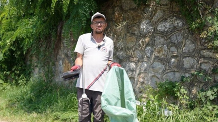 Altın dolu çantayı çöpte buldu, içinden servet çıktı… Temizlik işçisinden örnek davranış