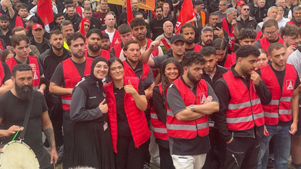 Mercedes İşçilerinden Tasarruf Planlarına Tepki: “Bu Daha Başlangıç”