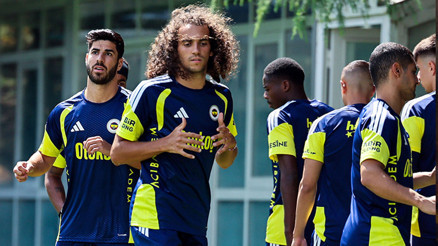 Fenerbahçenin Avusturya kamp kadrosu açıklandı 8 isim kadroya dahil edilmedi