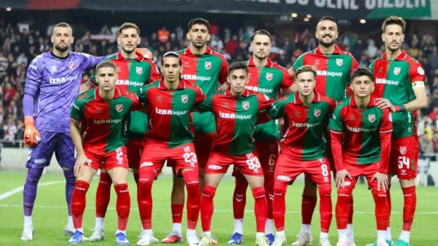 Karşıyaka kurtlar sofrasında