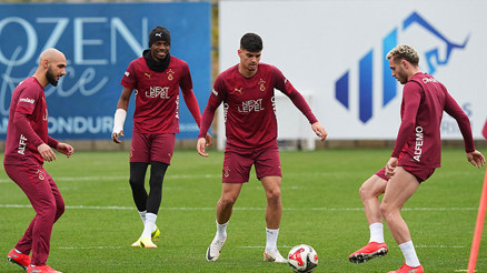 Galatasaray yeni sezonu açıyor