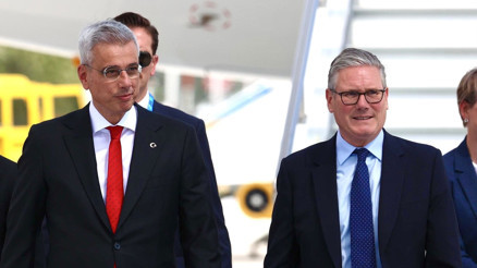 Sağlık Bakanı Kemal Memişoğlu, İngiltere Başbakanı Starmer ile Karadağ Başbakanı Spajic karşıladı Sağlık Bakanı Kemal Memişoğlu, İngiltere Başbakanı Starmer ile Karadağ Başbakanı Spajic karşıladı
