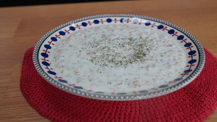 Soğuk ayran aşı çorbası