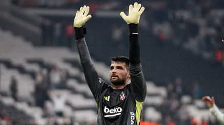Beşiktaştan Ersin Destanoğluna veda