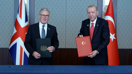 Türkiye ile İngiltere savunma ortaklığı anlaşması imzaladı