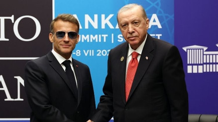 Macrondan Erdoğana Selamlarınızı ilettim paylaşımı