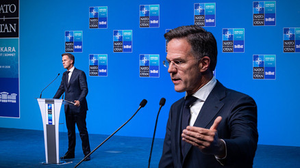 NATO Sekreteri Rutte NATO Zirvesinde CNN Türke konuştu