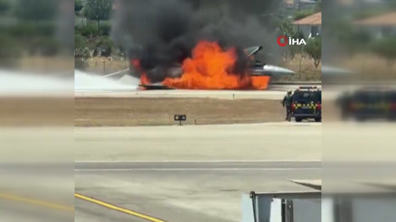 Yunanistan’da acil iniş yapan F-16 savaş uçağı alev aldı