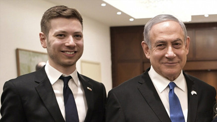 Netanyahunun oğlu ismini değiştirdi
